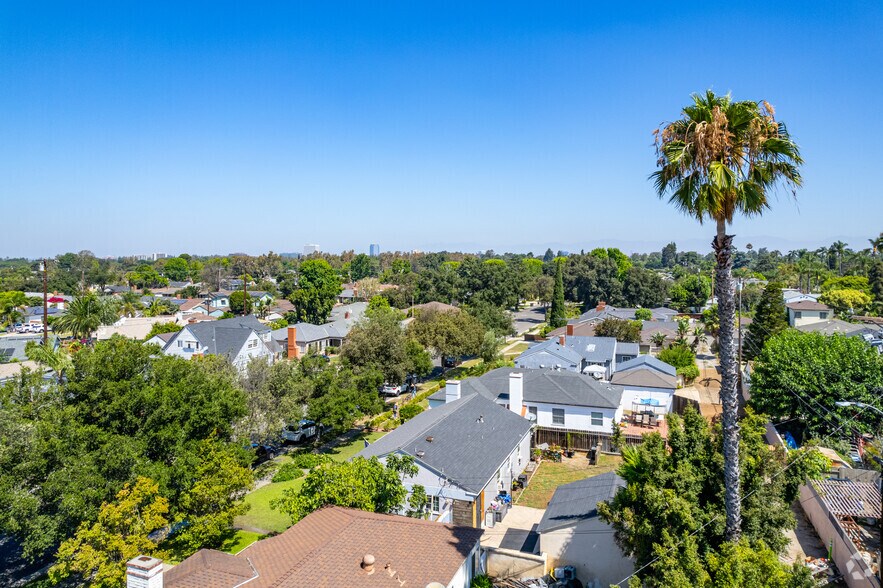 Santa Ana California neighborhood historic homes water damage restoration